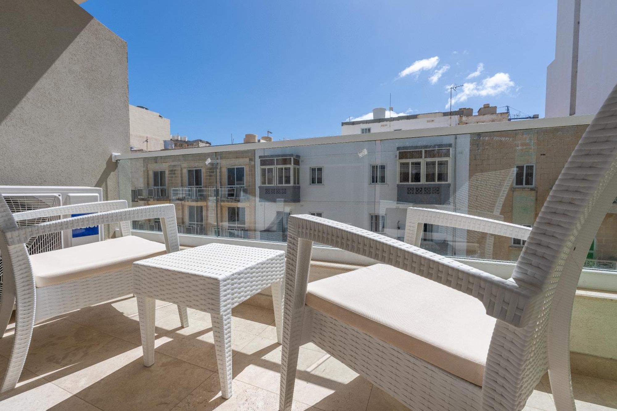 Modern & Luxurious Apartment - Prime Location St. Paul's Bay Exterior foto